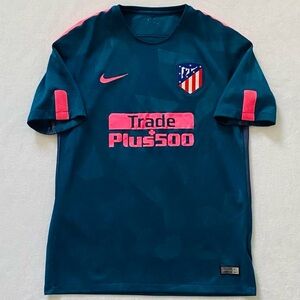 Atletico Madrid 2017 18 third jersey
